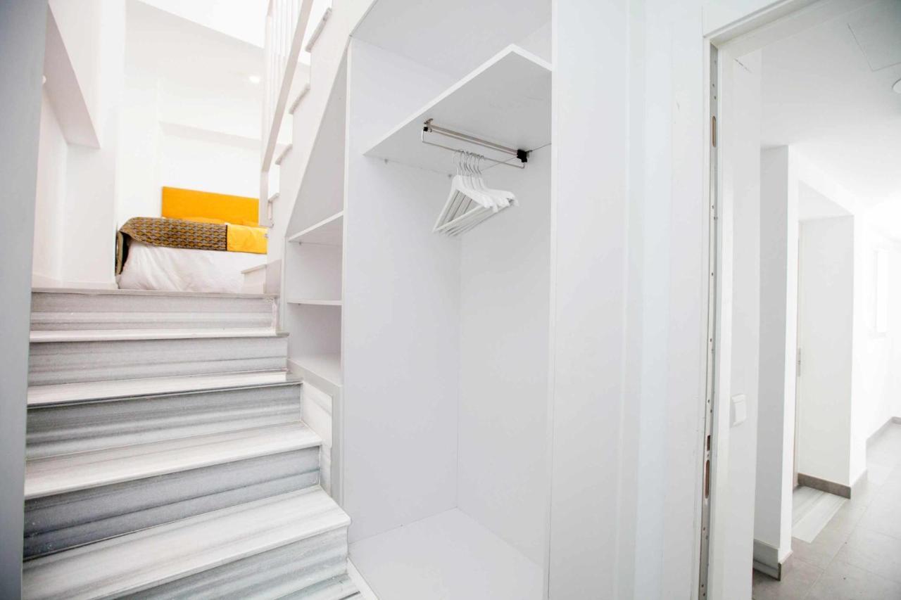 Isg Apartments Adolfo Cuellar 401 Sevilla Bagian luar foto